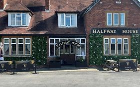 Halfway House Inn Country Lodge